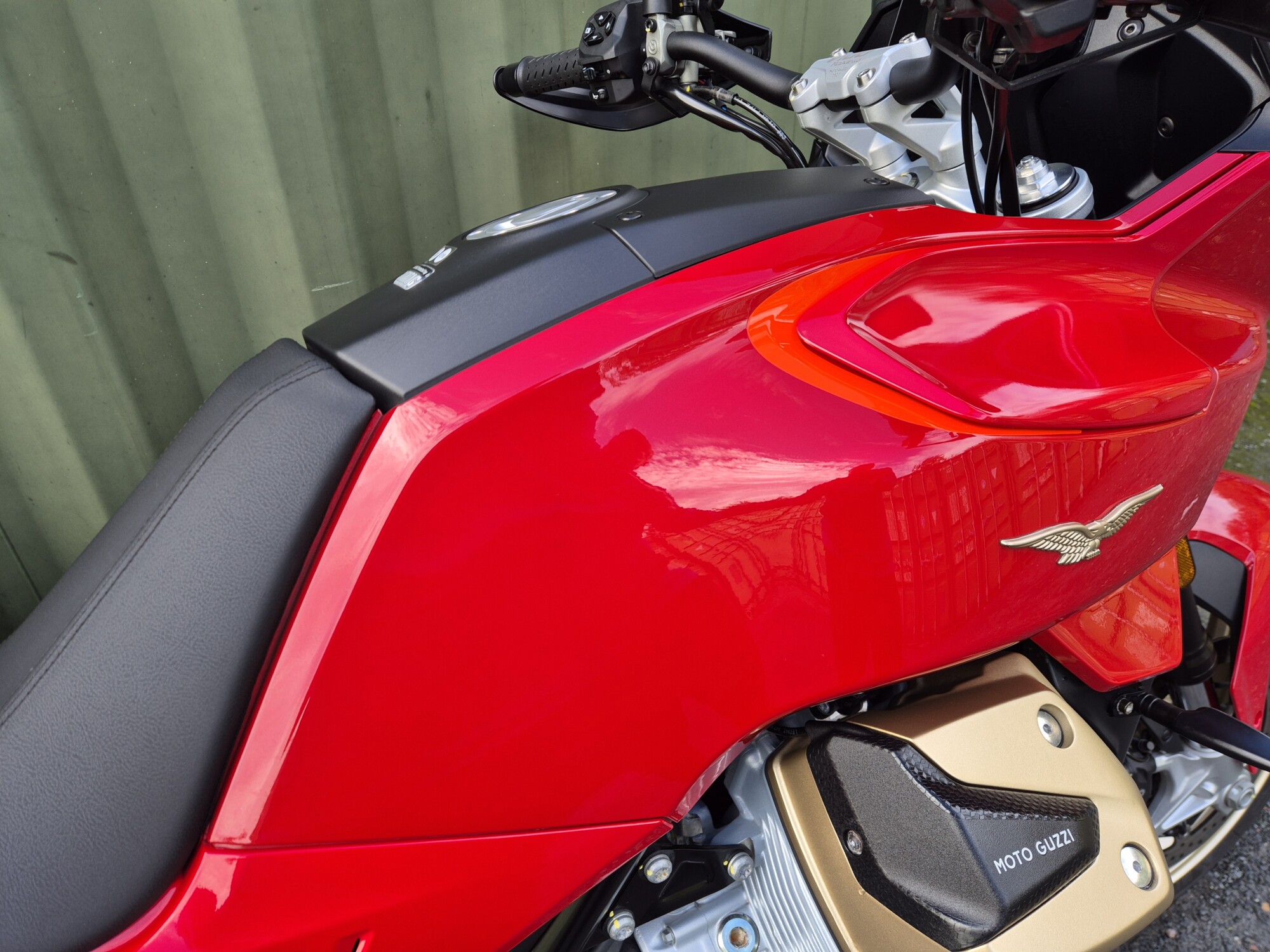 Moto Guzzi V100 - 2024 - Image 25