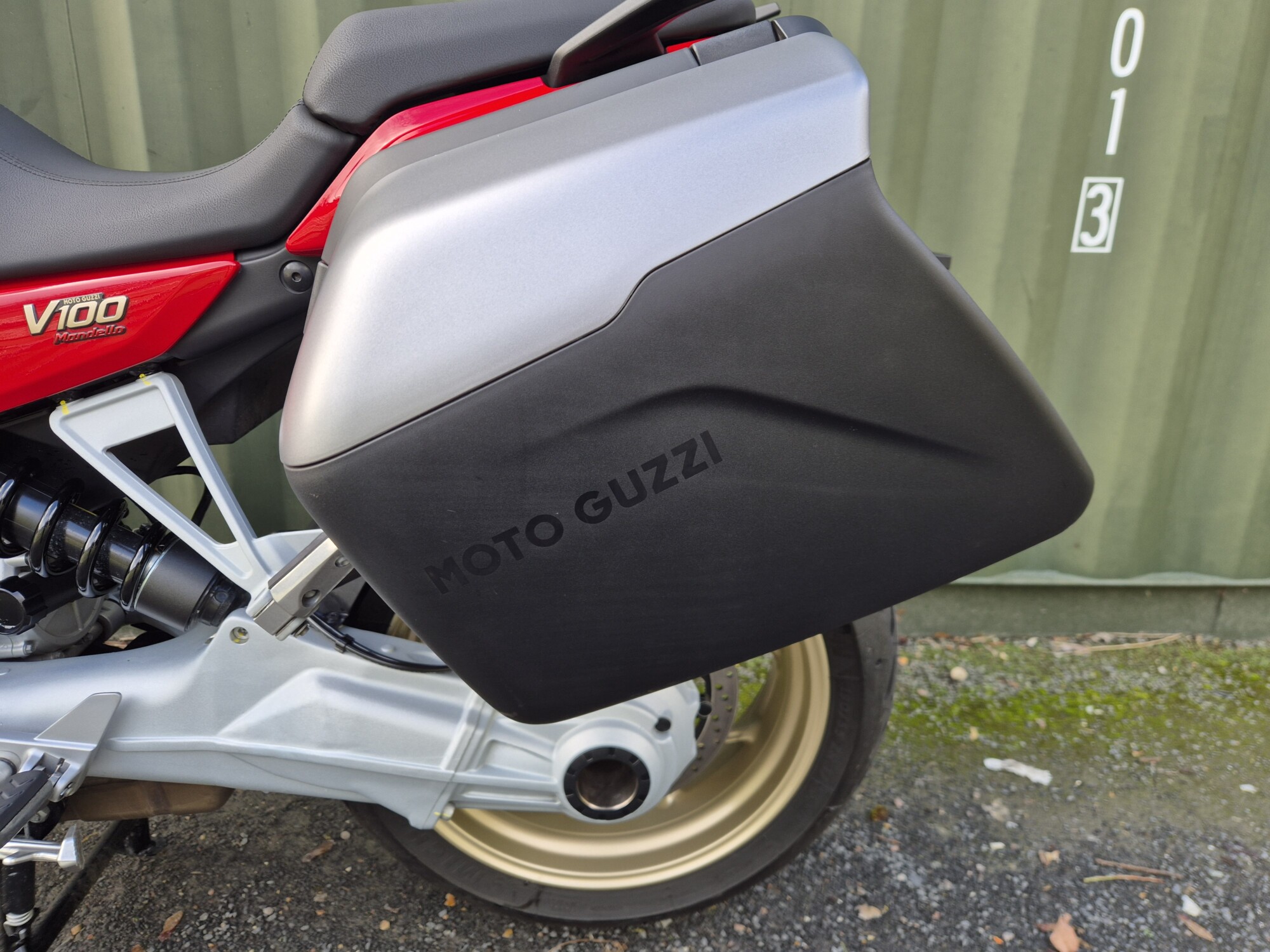 Moto Guzzi V100 - 2024 - Image 40