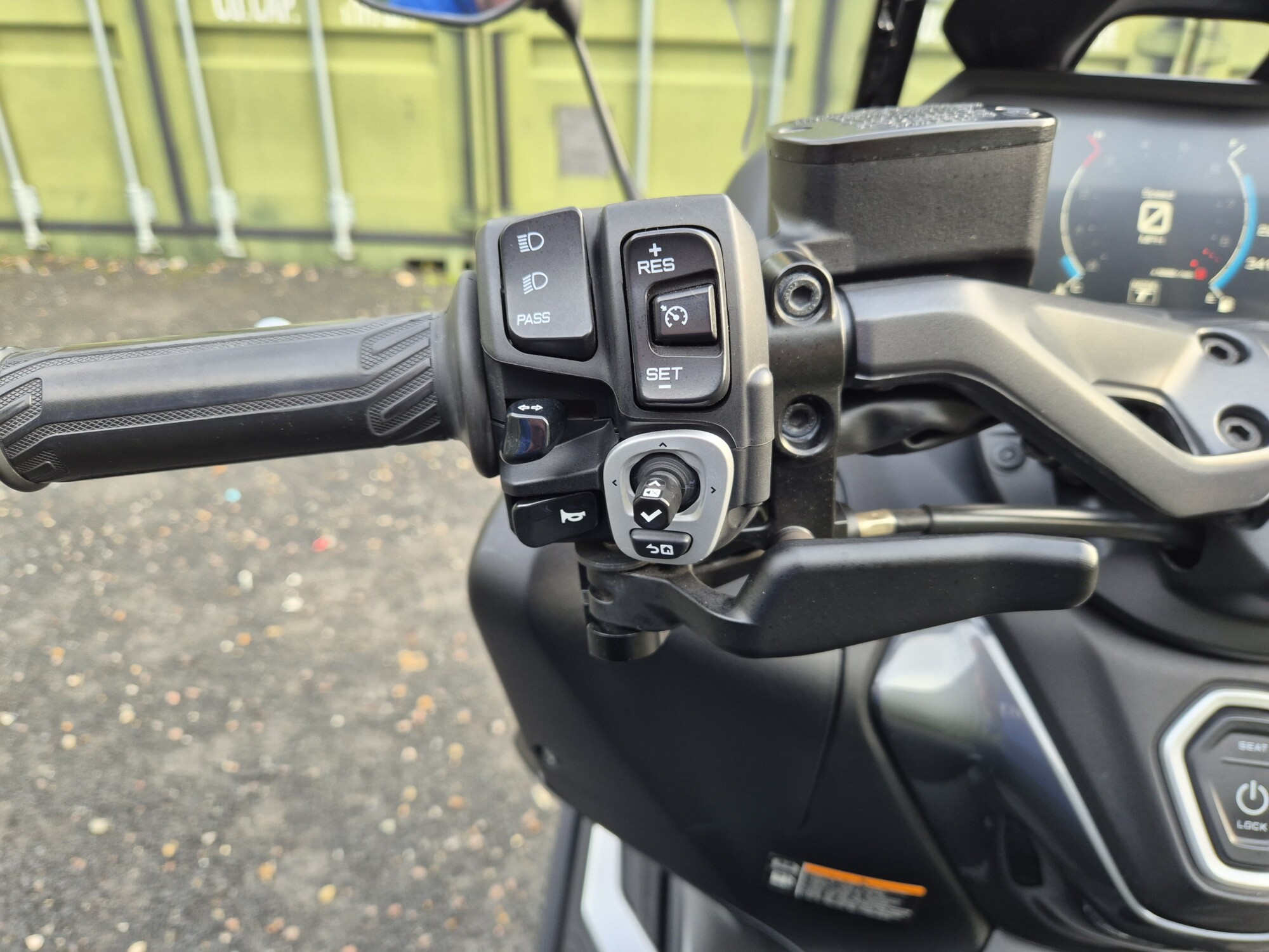Yamaha TMAX Tech Max - Image 34