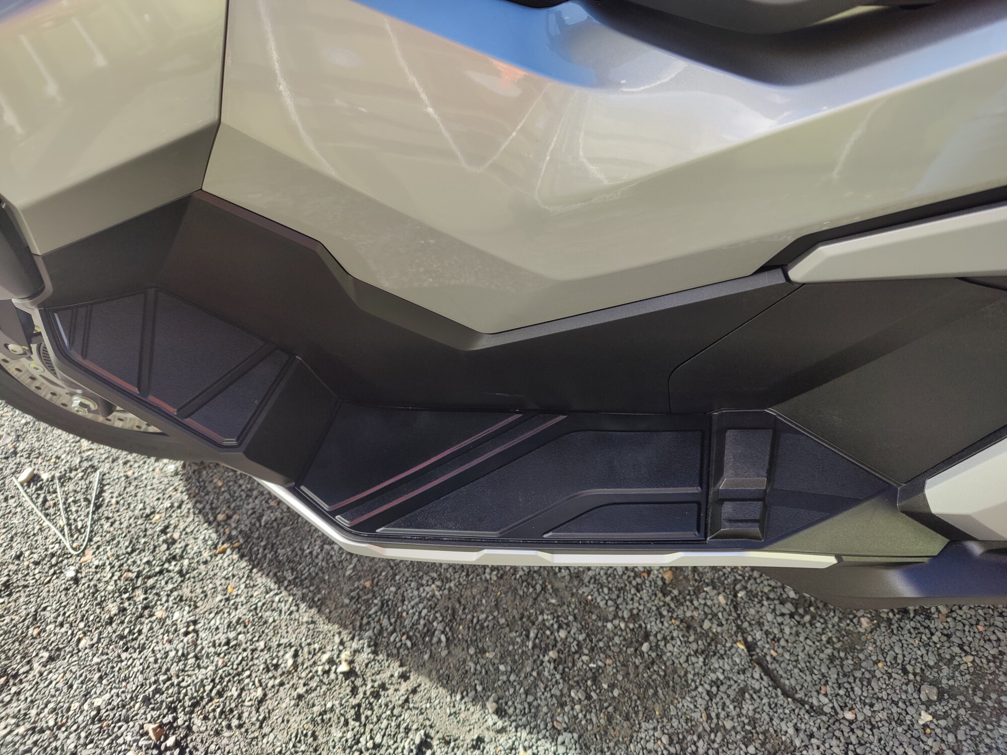 Honda ADV 350 - Image 21