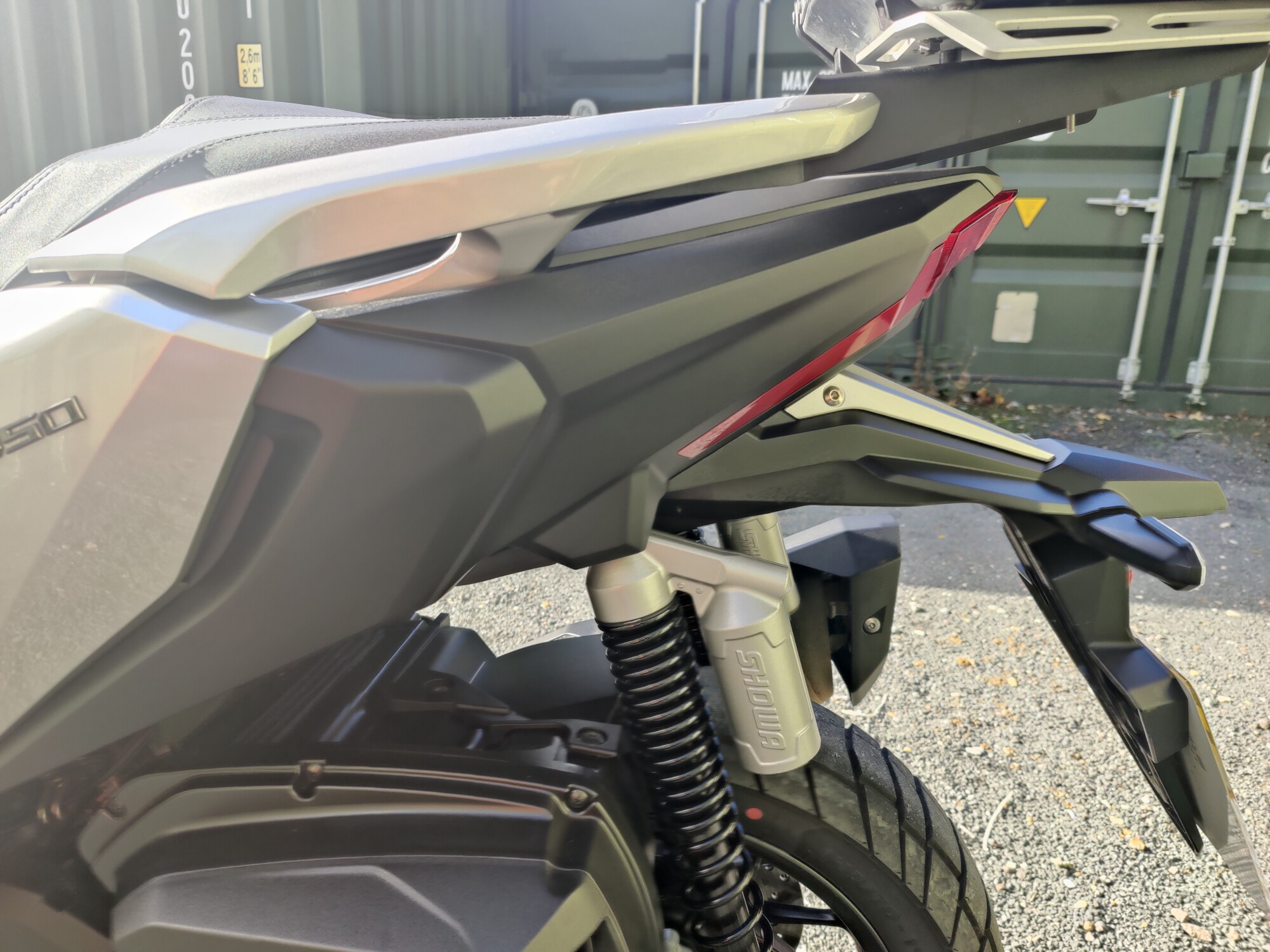 Honda ADV 350 - Image 25