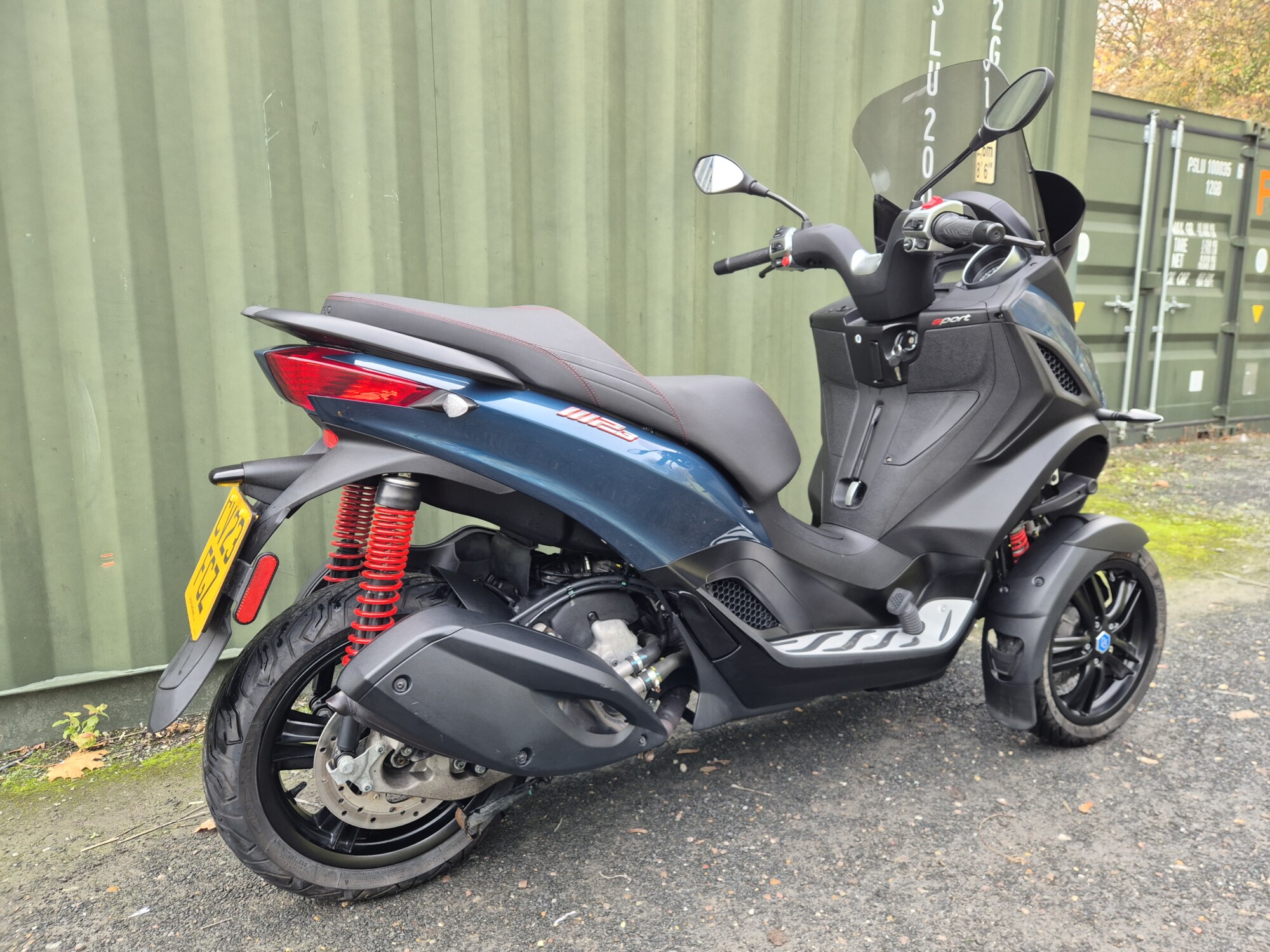Piaggio MP3 300 Sport - 2023 - Image 3