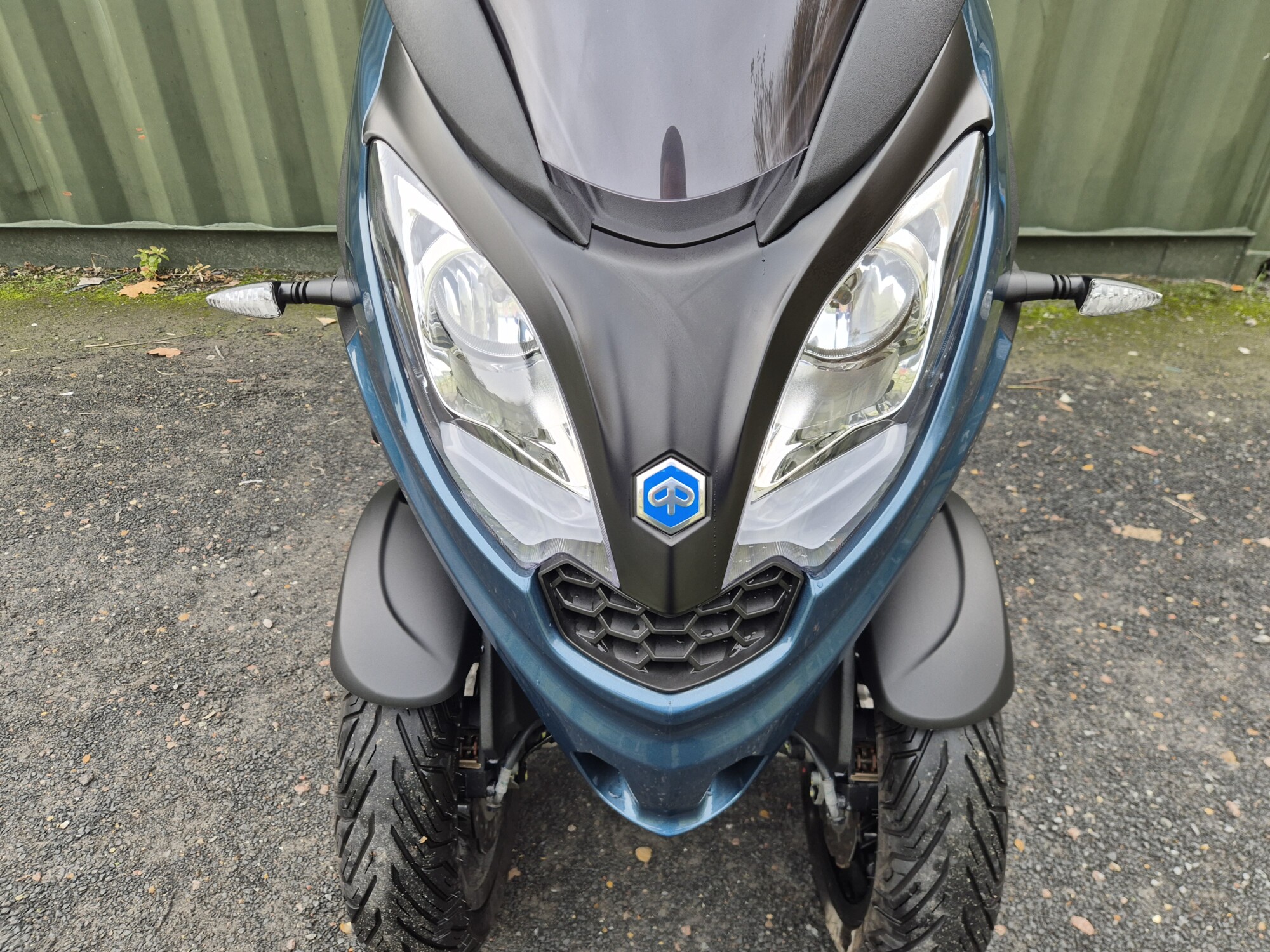 Piaggio MP3 300 Sport - 2023 - Image 25