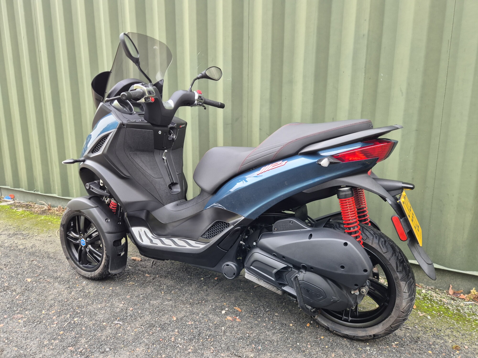 Piaggio MP3 300 Sport - 2023 - Image 31