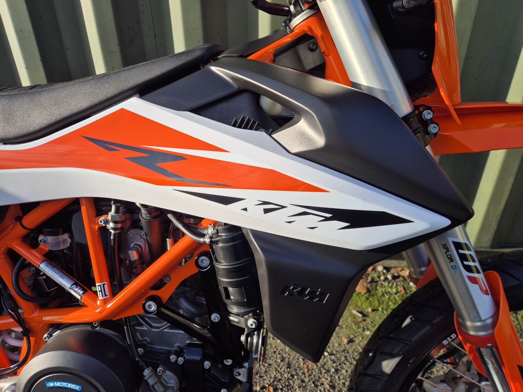 KTM 690 Enduro R - Image 30