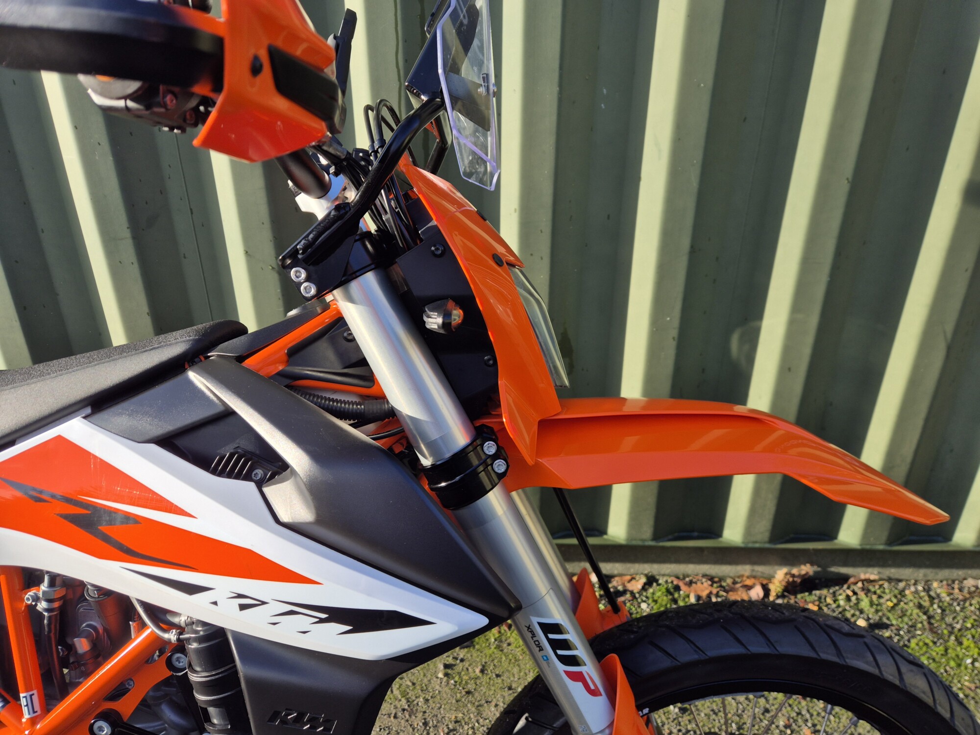 KTM 690 Enduro R - Image 31