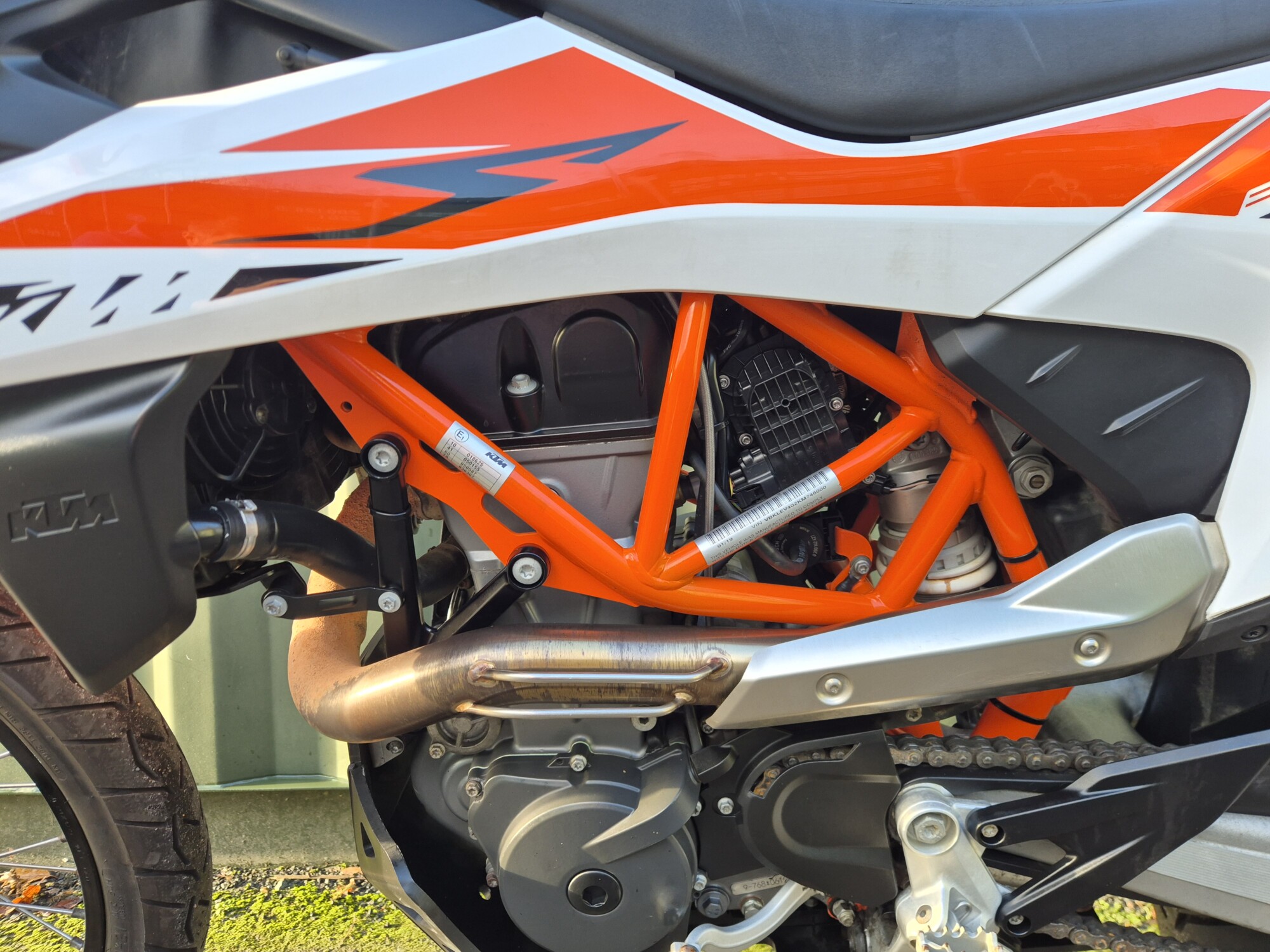 KTM 690 Enduro R - Image 51