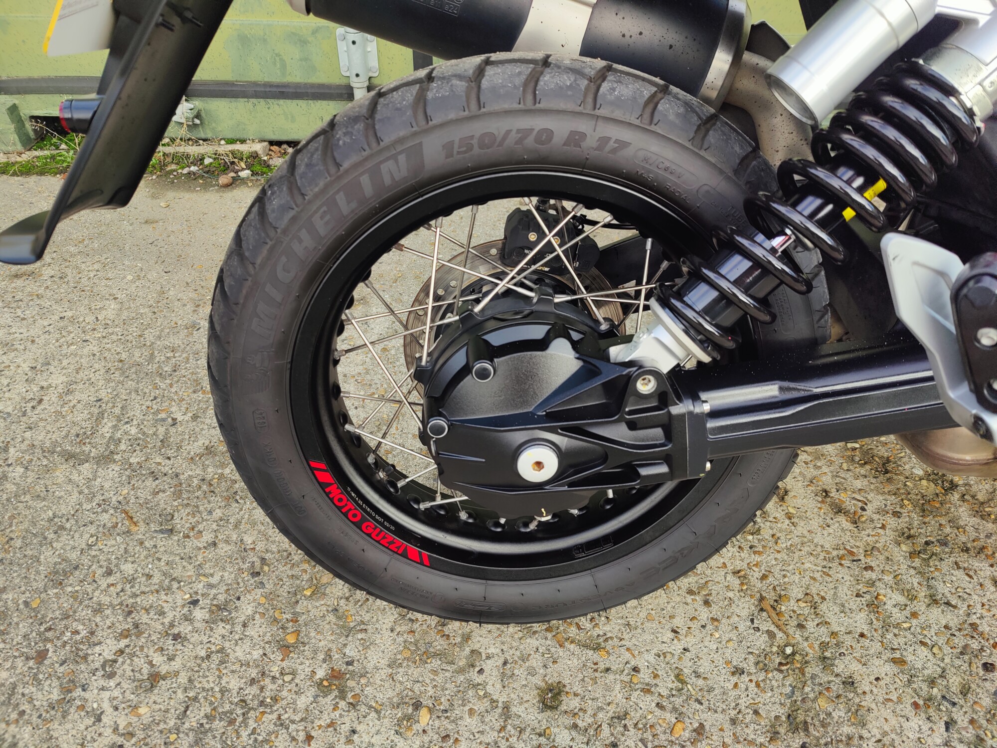 MOTO GUZZI V85TT EVOCATIVE - 2021 - Image 2