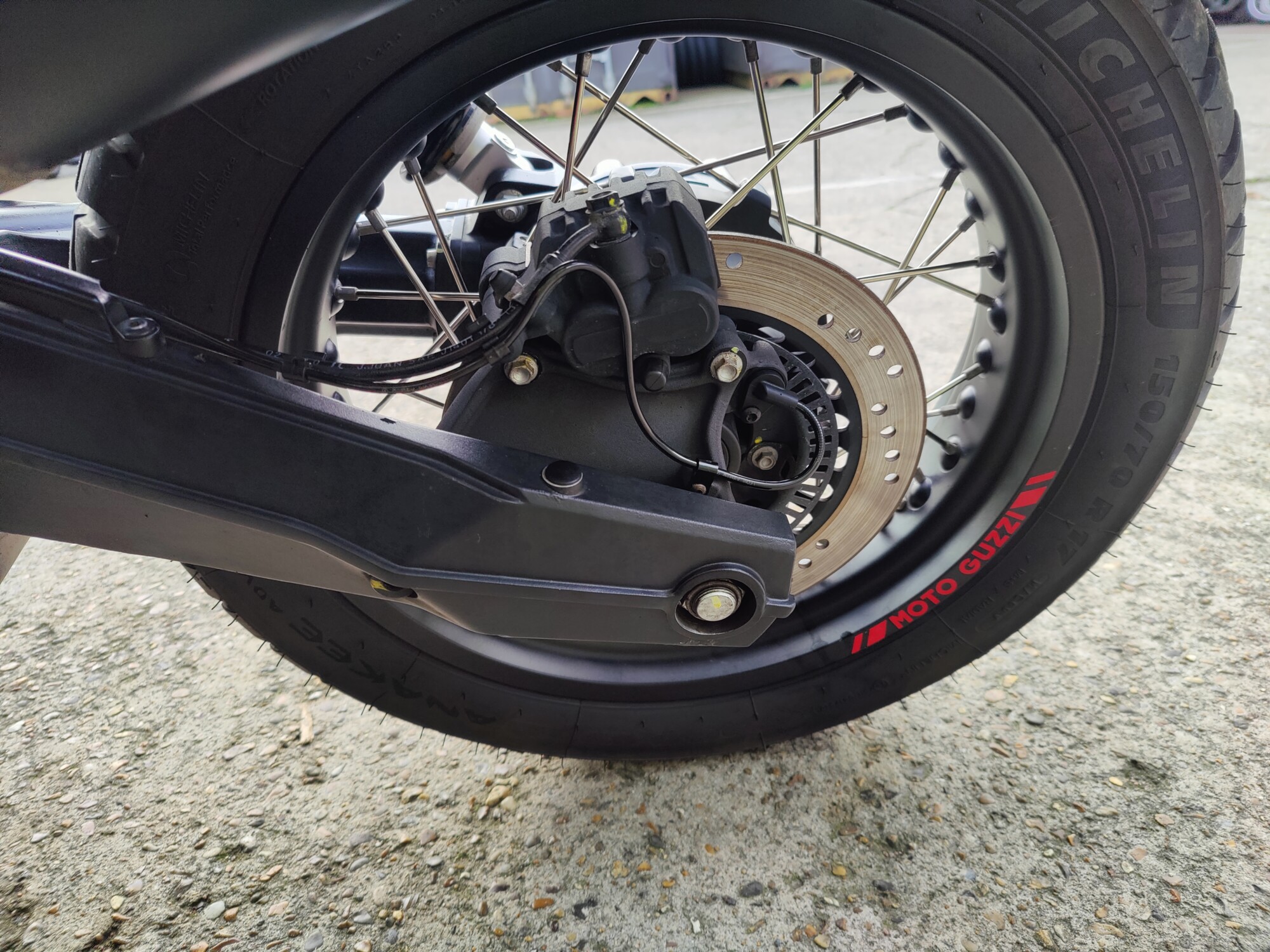 MOTO GUZZI V85TT EVOCATIVE - 2021 - Image 18