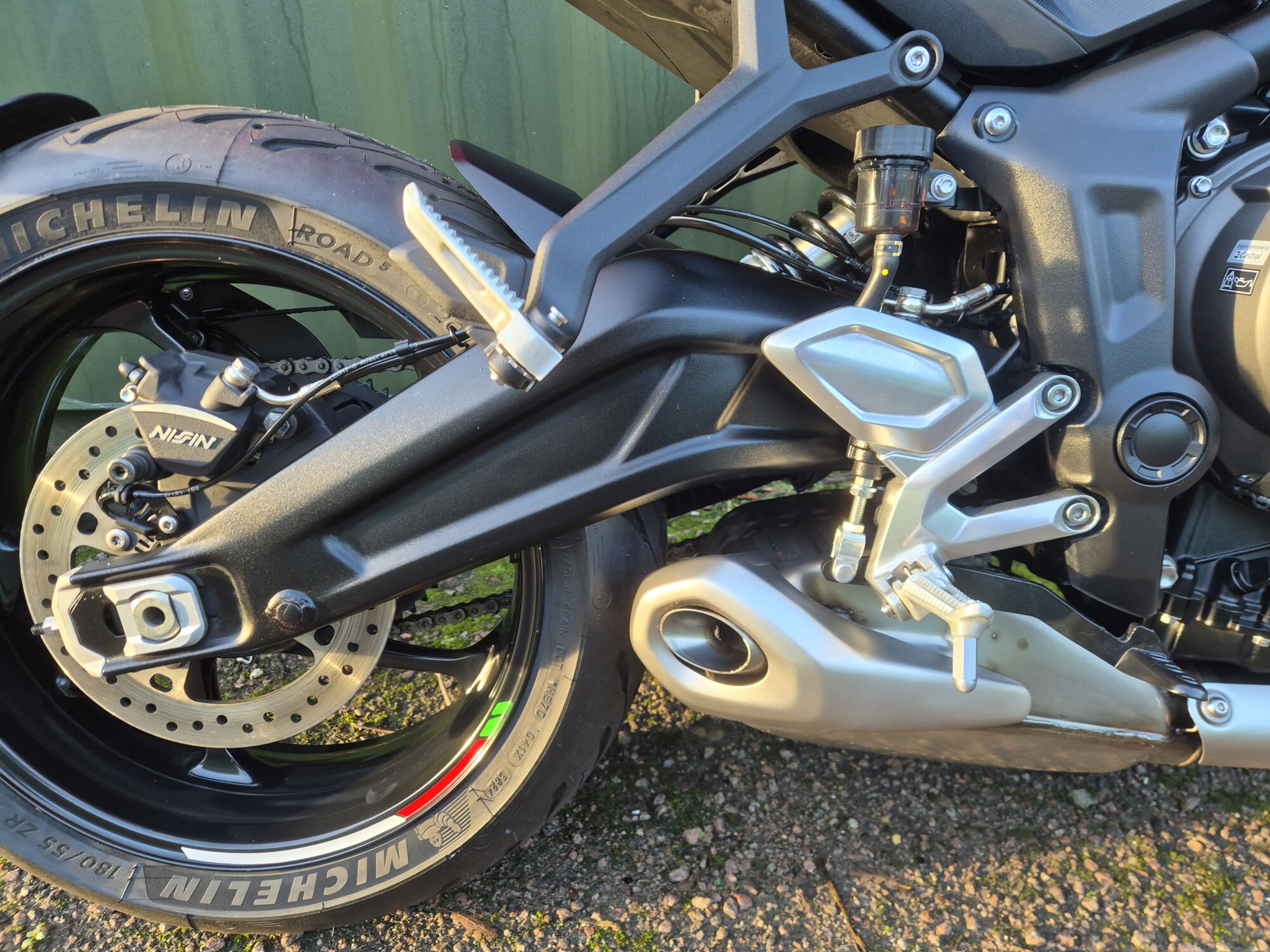 Triumph Trident - Image 14