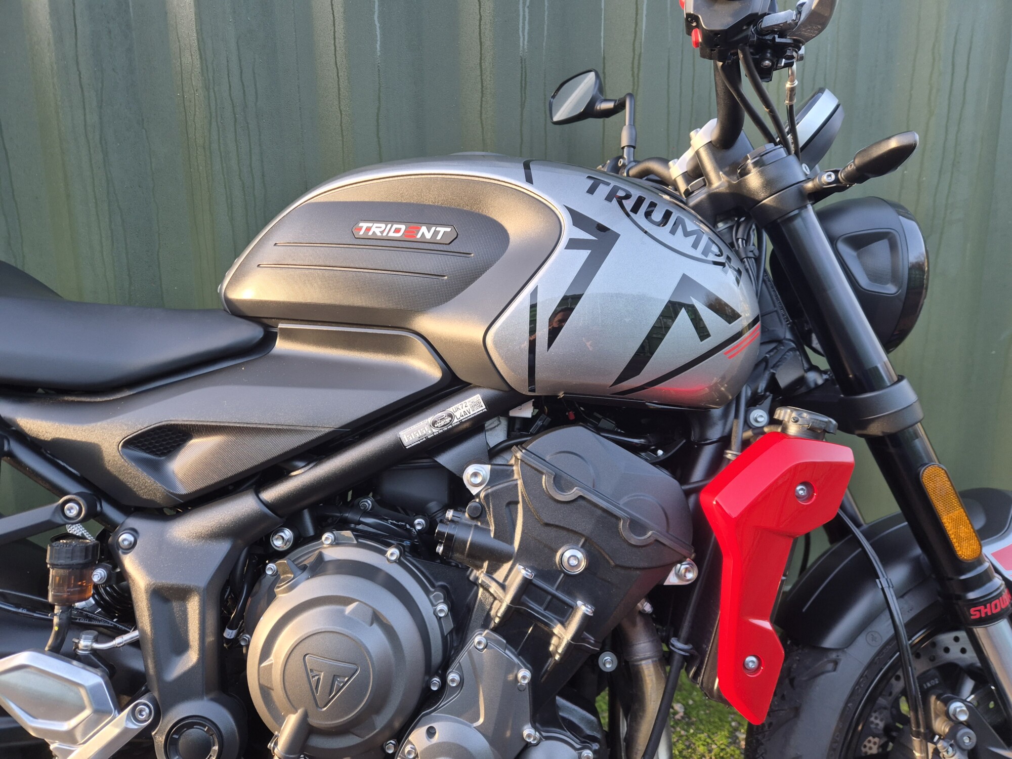 Triumph Trident - Image 17