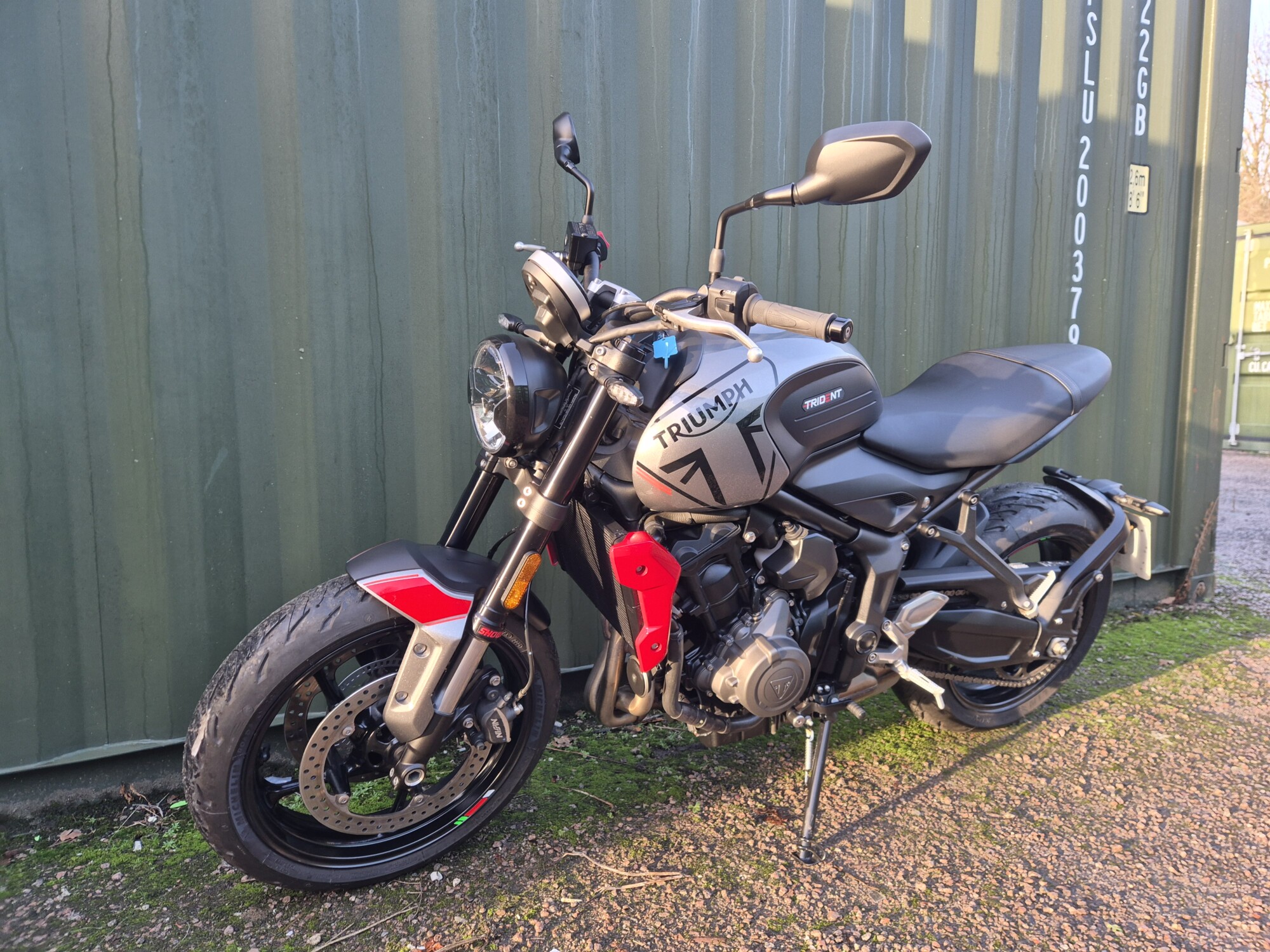 Triumph Trident - Image 7